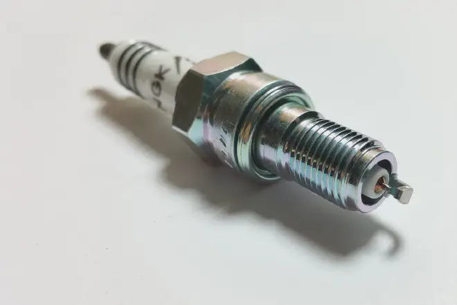  Step-by-step guide on how to change spark plugs in a car engine for optimal performance