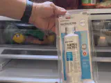An illustrated guide on how to change filter in Samsung fridge