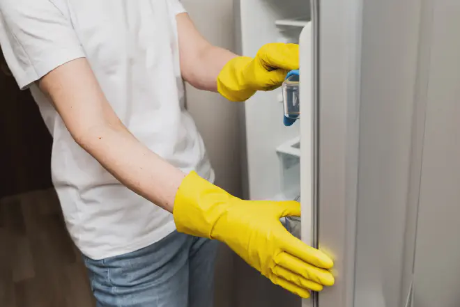 Image depicting how to clean an ice machine